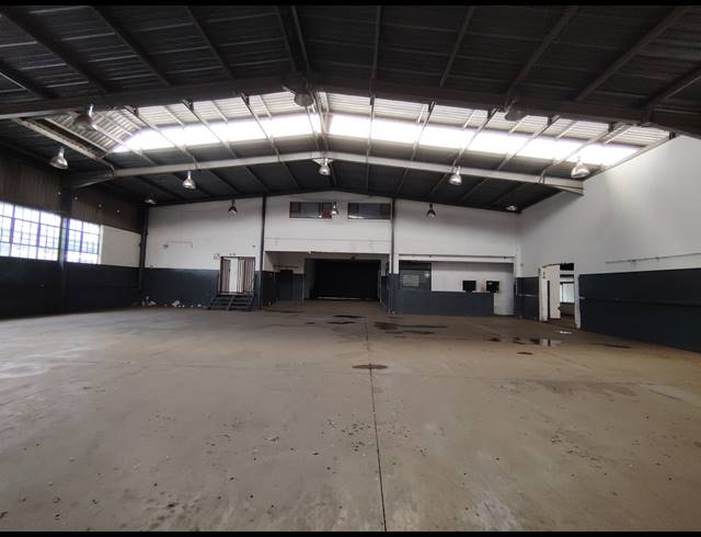 1,757M² WAREHOUSE TO LET IN GERMISTON CENTRAL